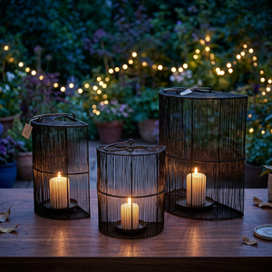 Support à bougie en fer artisanal Sonnet Decor avec design géométrique, résistant à la chaleur, pour la décoration de la maison et les fêtes de Noël - Product Image 1