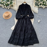 Robes pour femmes, robe en dentelle vintage, robe à manches lanternes creuses, robe à nouer à la taille, robe boutonnée, robe élégante pour femmes