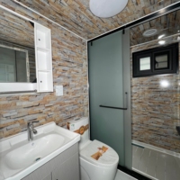 Maison conteneur préfabriquée extensible moderne et attrayante en acier, personnalisable, de 40 et 20 pieds, sur roues, pour usage bureautique ou hôtelier