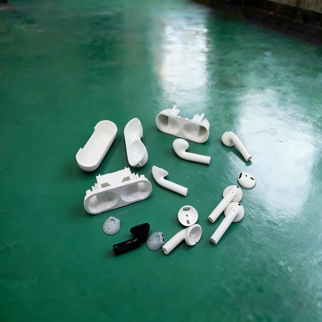 HYM Custom OEM ODM Plastic Parts Manufacturer Custom Plastic Earphone Shell Parts Injection Molding Service