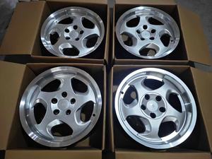 Jantes de Voiture Particulière YXQ 5x120 Moulées 17 Pouces 8J/9J, Jantes en Alliage Multibranches Argentées pour BMW Série 5 Série 8 E31 E34 M5 E30 M3 E36 - Product Image 4