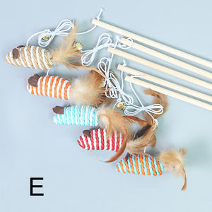 Juguete interactivo para gatos con forma de caricatura, recién lanzado, en varios colores, con campana y varita de juguete. - Product Image 3