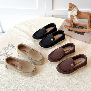 Mocassini Casual in Pelle Monocolore per Bambini, Nuovi Modelli Primavera Autunno 2026, Scarpe Morbide Slip-on per Bambini e Bambine - Product Image 2