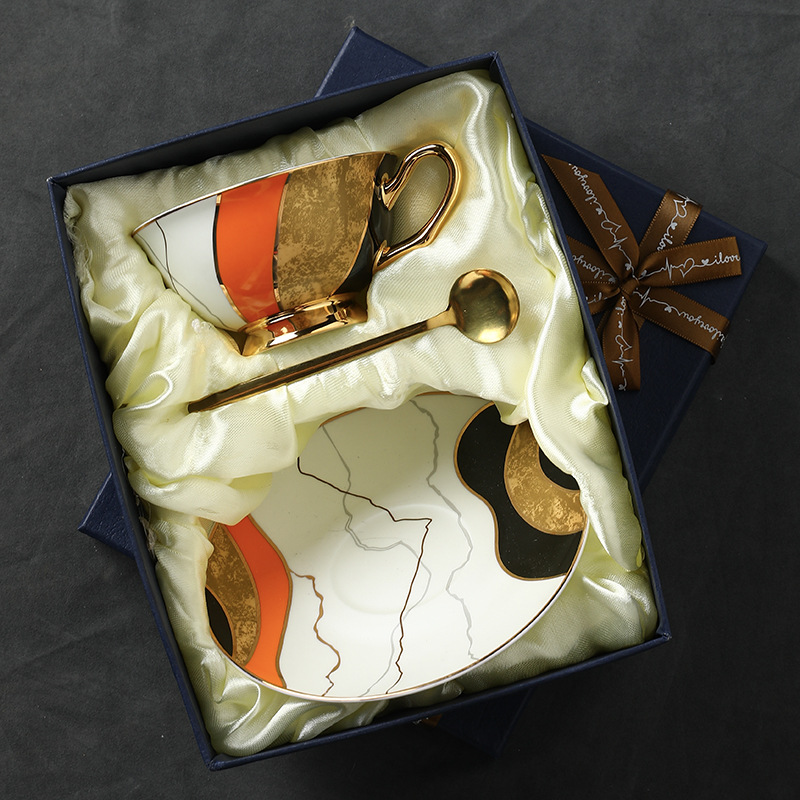 J-1 cup, 1 dish, 1 spoon gift box