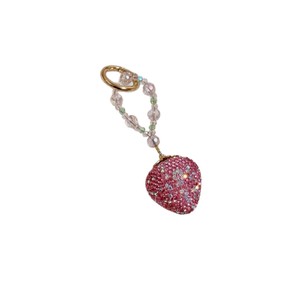 Breloques de téléphone promotionnelles 2026 en gros, porte-clés en alliage et argile polymère, design fraise 3D mignon entièrement orné de diamants, durables - Product Image 6