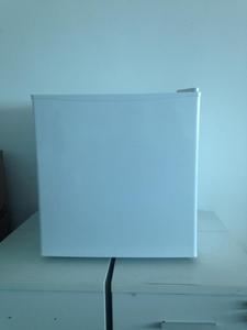 Energy Saving <b>Mini</b> <b>Freezer</b> Dsd-40d6 <b>Mini</b> <b>Freezer</b> - Product Image 6