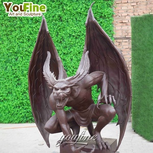 Statue de Gargoyle ailé en bronze coulé grandeur nature, grande sculpture de monstre pour la décoration de parcs, de cours et de jardins - Product Image 1