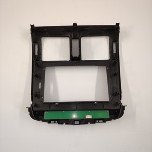 Cadre de navigation multimédia pour tableau de bord de voiture 10 pouces pour Toyota Crown 13e génération, compatible lecteur TV Android OS et rétroviseur. - Product Image 3