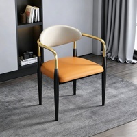 Chaise de salle à manger moderne nordique à usage commercial, avec cadre doré et coussin moelleux, accoudoirs incurvés, pour salon et chambre à coucher - Vente en gros fabricant