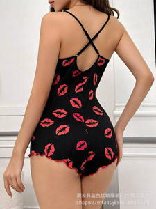 Verano Casual satén seda corazón-forma impreso contraste vestido frente Split Sling pijamas conjunto cintura elástica nueva llegada para <span class=keywords><strong>Amazon</strong></span> - Product Image 6