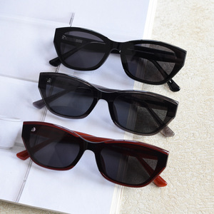 Gafas de Sol de Moda con Protección UV400, Diseño Ojo de Gato para Mujer, 2026, Negras, de Diseñador, Fabricadas con TR90 - Product Image 4