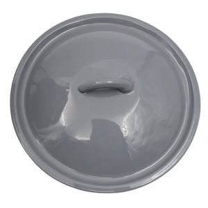 Cocotte hollandaise émaillée en fonte à trois pieds de 26 cm avec poignée en fil métallique pour la cuisson en extérieur - Product Image 6