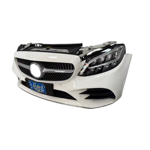 Vente en gros de kits carrosserie d'origine d'occasion pour <span class=keywords><strong>Mercedes</strong></span> <span class=keywords><strong>Classe</strong></span> C W205 Facelift Sport, pare-chocs avant avec phares et radiateur - Product Image 3