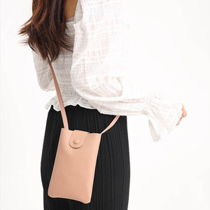 Bolso de teléfono móvil de PU a la moda para mujer, Mini multitud Joker, Simple, bonito monedero con tirantes, amarillo, impermeable, anticaída, bolsa para teléfono - Product Image 4