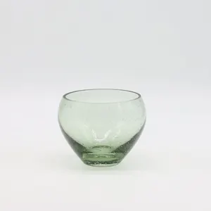 घर की सजावट के लिए बुलबुले के साथ कस्टम बाउल-आकार हरे रंग साफ ग्लास vase