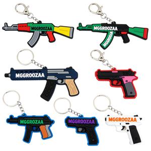 Llavero Mini <span class=keywords><strong>Arma</strong></span> Dorada <span class=keywords><strong>de</strong></span> Defensa Personal, Llavero Divertido <span class=keywords><strong>de</strong></span> PVC con Forma <span class=keywords><strong>de</strong></span> Pistola, Set <span class=keywords><strong>de</strong></span> Llaveros para Mujeres, Armas <span class=keywords><strong>de</strong></span> Autodefensa - Product Image 1