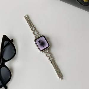 Correa de Metal de Acero Inoxidable con Trébol de Cuatro Hojas para Apple Watch Series Ultra 2 9 8 7 6 5 4 3 SE, Correa de <span class=keywords><strong>Reloj</strong></span> Brillante - Product Image 1