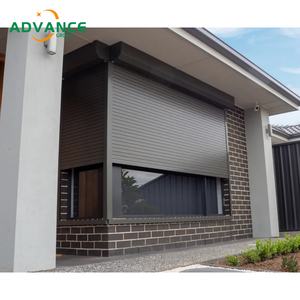 Fenêtre d'obturateur en aluminium polyvalente pliante coulissante <span class=keywords><strong>pour</strong></span> la protection solaire de la véranda de patio et l'intimité améliorée - Product Image 4