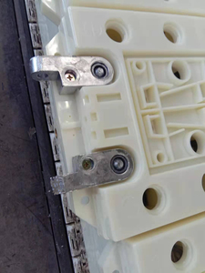 <span class=keywords><strong>Batterie</strong></span> de <span class=keywords><strong>camion</strong></span> <span class=keywords><strong>lourd</strong></span> Wolf 24V en gros, nouvelle cellule sèche 12-TKA-110 110Ah 330A VRLA 43kg, garantie 24 mois - Product Image 6