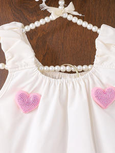 Ensemble deux pièces pour filles, nouveau style d'été, haut à bretelles avec motif 'love' et short de couleur unie, style coréen - Product Image 2