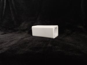 Tubo Quadrato in Ceramica di Alluminio - Alta Precisione e Resistenza alle Alte Temperature - Product Image 3