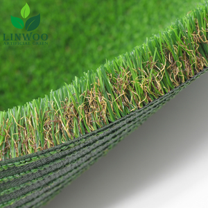 Fournisseur d'usine en Chine, <span class=keywords><strong>gazon</strong></span> synthétique de luxe, tapis de <span class=keywords><strong>gazon</strong></span> synthétique vert foncé pour salon, <span class=keywords><strong>terrasse</strong></span> - Product Image 2