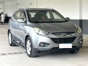 <span class=keywords><strong>Hyundai</strong></span> <span class=keywords><strong>ix35</strong></span> 2010 Usado, Gasolina, 2.0L, 2WD/4WD, Volante a la Izquierda, Interior Oscuro, Cuero, R17, Transmisión Automática, Bajo <span class=keywords><strong>Precio</strong></span> - Product Image 4
