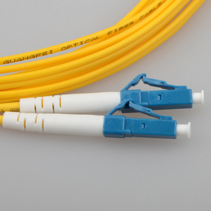Cordon de brassage <span class=keywords><strong>fibre</strong></span> optique LC/UPC-LC Duplex Monomode 2.0 Pigtail <span class=keywords><strong>Fibre</strong></span> Optique 9/125um <span class=keywords><strong>OS2</strong></span> 2 Cœurs Personnalisé 1 3 5 10m - Product Image 5