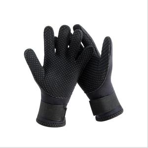 Gants de plongée en <span class=keywords><strong>néoprène</strong></span> de <span class=keywords><strong>3mm</strong></span> d'épaisseur avec paume en caoutchouc texturé pour les sports nautiques - Product Image 1