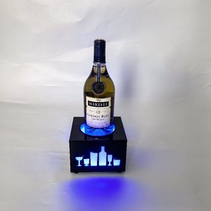 Recargable LED <span class=keywords><strong>Hennessy</strong></span> <span class=keywords><strong>XO</strong></span> botella acrílica presentador VIP pantalla glorificador con champán soporte de luz para decoración de Club nocturno - Product Image 1