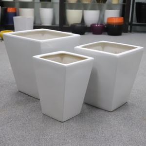 Macetas de Cerámica Hechas a Mano Personalizables, Diseño Simple, Maceta Interior/Exterior, Ecológica, Duradera, para Escritorio o Bodas - Product Image 4