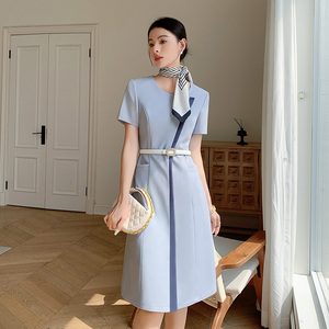 Tenue professionnelle élégante pour le personnel de réception, le personnel de vente, le service client, le personnel de vente en magasin de bijoux, le personnel de salon de beauté, pour femmes - Product Image 3