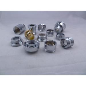 Adaptador de Grifo con Reductor de 22 mm para Uso en Cocina, Conversión de Rosca Gruesa/Fina 20, 16/18/24/26/28 Interno/Externo - Product Image 3