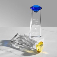 Bestseller Diamant-Trophäe Personalisierte Kristallglas K9 Diamant-Auszeichnungen für Medaillen Sportchampions