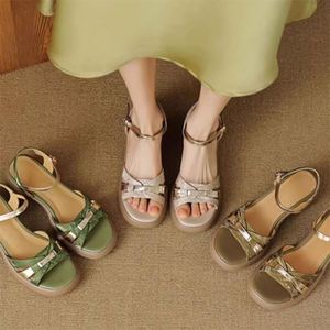 Sandalias de Tacón Verde de Piel Sintética con Punta Abierta, Tacón Grueso Medio, Plataforma y Cierre de Hebilla, Zapatos de Verano para Mujer - Product Image 1