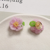 Décoration de robe de mariée faite à la main, roses tricotées petites et élégantes, fleurs 3D à coudre, applique perlée pour chapeau