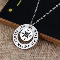 Collier Pendentif Boussole Superposé en Argent Rose avec Étoile Incrustée et Citation Gravée, Bijou Assorti pour Couple, Cadeau