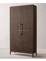 Armoire à deux portes en bois vintage de style américain