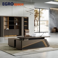 Bureau de direction EGROspace, design luxueux et moderne, pour directeur général, patron, ou directeur d'entreprise.