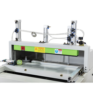 Machine à rainurer les panneaux en aluminium JD-TC600, construction fiable, table de travail pneumatique, cadre soudé haute résistance - Product Image 4