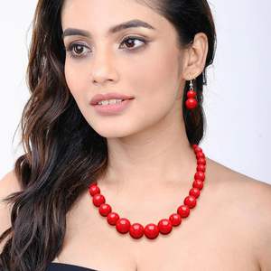 Collar de Perlas de Imitación Cryshimmer para Mujer, Cuentas de Perlas de Imitación, Cadena de Bambú, Juego de Aretes Plateados, Joyería de Fantasía - Product Image 2