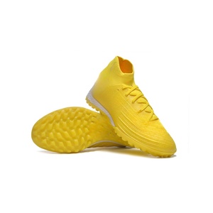 Chaussures <span class=keywords><strong>de</strong></span> football montantes IC plates antidérapantes résistantes à l'usure, chaussures d'entraînement respirantes en maille absorbant les chocs - Product Image 3
