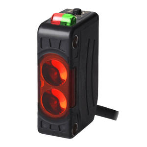 Capteur photoélectrique rétroréfléchissant Mt-Auto Nics BEN5M-MFR, portée 5m, sortie relais universelle 24-240V AC - Product Image 3