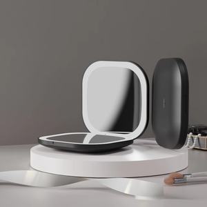 Mini miroir de maquillage compact rechargeable à double face avec grossissement 5X et lumières LED, miroir cosmétique portable éclairé pour le voyage - Product Image 3