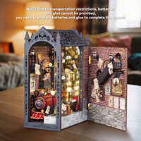 Kits de construction de niches à livres rétro en forme de train magique avec lumière LED, kit de modèle de niche à livres en bois à faire soi-même pour la décoration intérieure