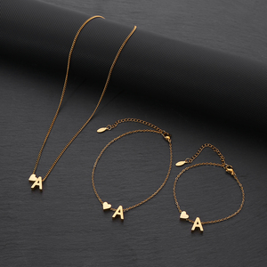 สร้อยข้อมือ สร้อยข้อเท้า สร้อยคอ ตัวอักษร A-Z 26 ตัวอักษร ดีไซน์เนอร์ ชุบทอง 18K สแตนเลสแท้ ขายส่ง สำหรับผู้หญิง - Product Image 4