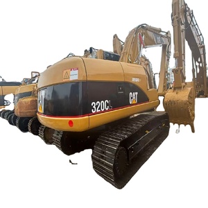 Excavadora de Orugas Usada 320C, 15 Toneladas de Peso Operativo, Motor Kubota, para Construcción y Movimiento de Tierras, en Venta - Product Image 1