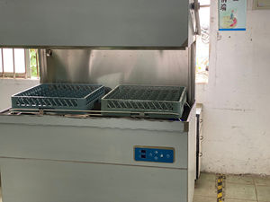 <span class=keywords><strong>Lave</strong></span>-<span class=keywords><strong>vaisselle</strong></span> professionnel à double panier <span class=keywords><strong>de</strong></span> type capot, <span class=keywords><strong>lave</strong></span>-<span class=keywords><strong>vaisselle</strong></span> industriel vertical pour restaurant - Product Image 4