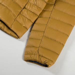 Giacca Piumino Leggera con Cappuccio, Peso di Riempimento Circa 100g, Calda e Comprimibile in Sacchetto, per Climi Urbani - Product Image 6