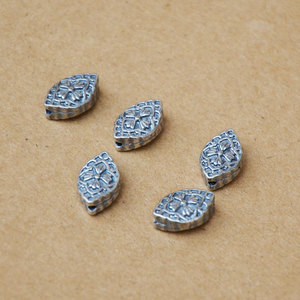 Cuentas espaciadoras de flor de cuatro pétalos, 14x9x5mm, chapadas en plata, para pulseras y accesorios DIY - Product Image 2